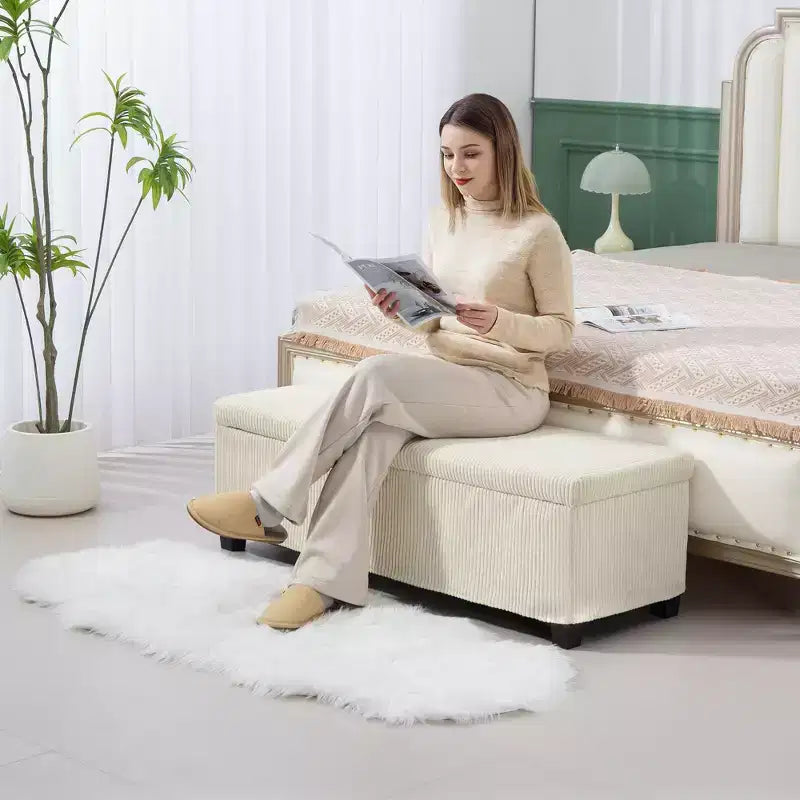 Banco otomano de almacenamiento de 47 pulgadas, reposapiés con patas, banco para los pies de la cama, arcón de pana para la sala de estar