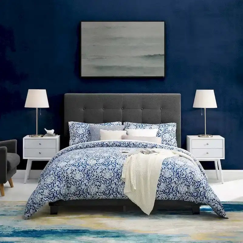 Queen Button-tufted Upholstered Platform Bed