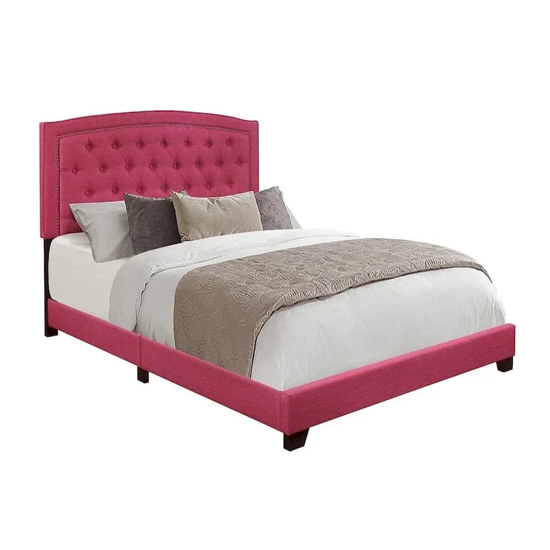 Rosa gepolstertes Bett mit Stoffbezug und Knopfheftung